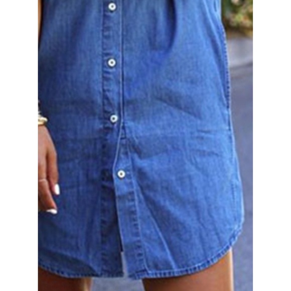 HPx2!! 🎉🎉 New Denim Printed Shirt Dress. Size Medium. - Picture 4 of 5